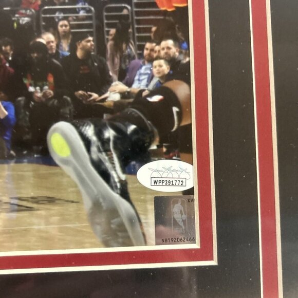 Tobias Harris Autograph Signed Philadelphia 76ers 11x14 Photo Framed JSA - Picture 3 of 4